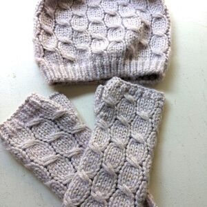 Beanie & Mittens
